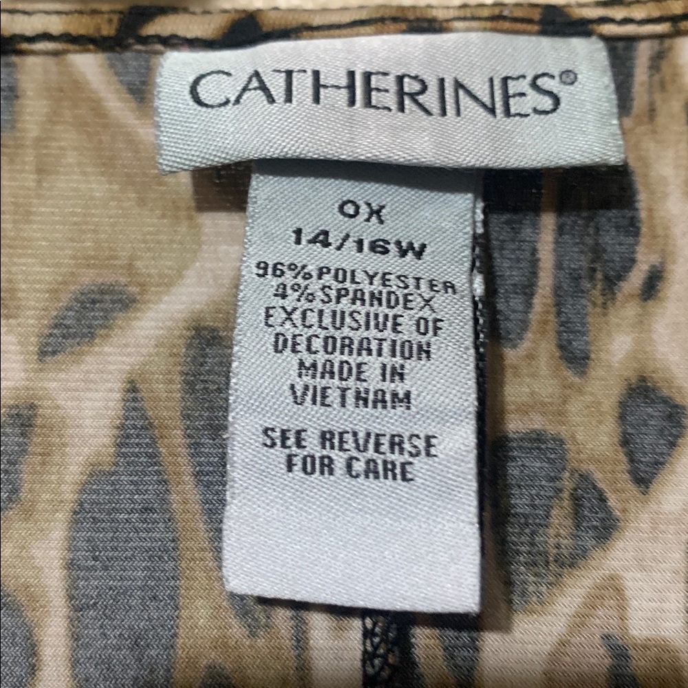 Catherine’s 0X Leopard-Pattern Top Black Floral E… - image 4